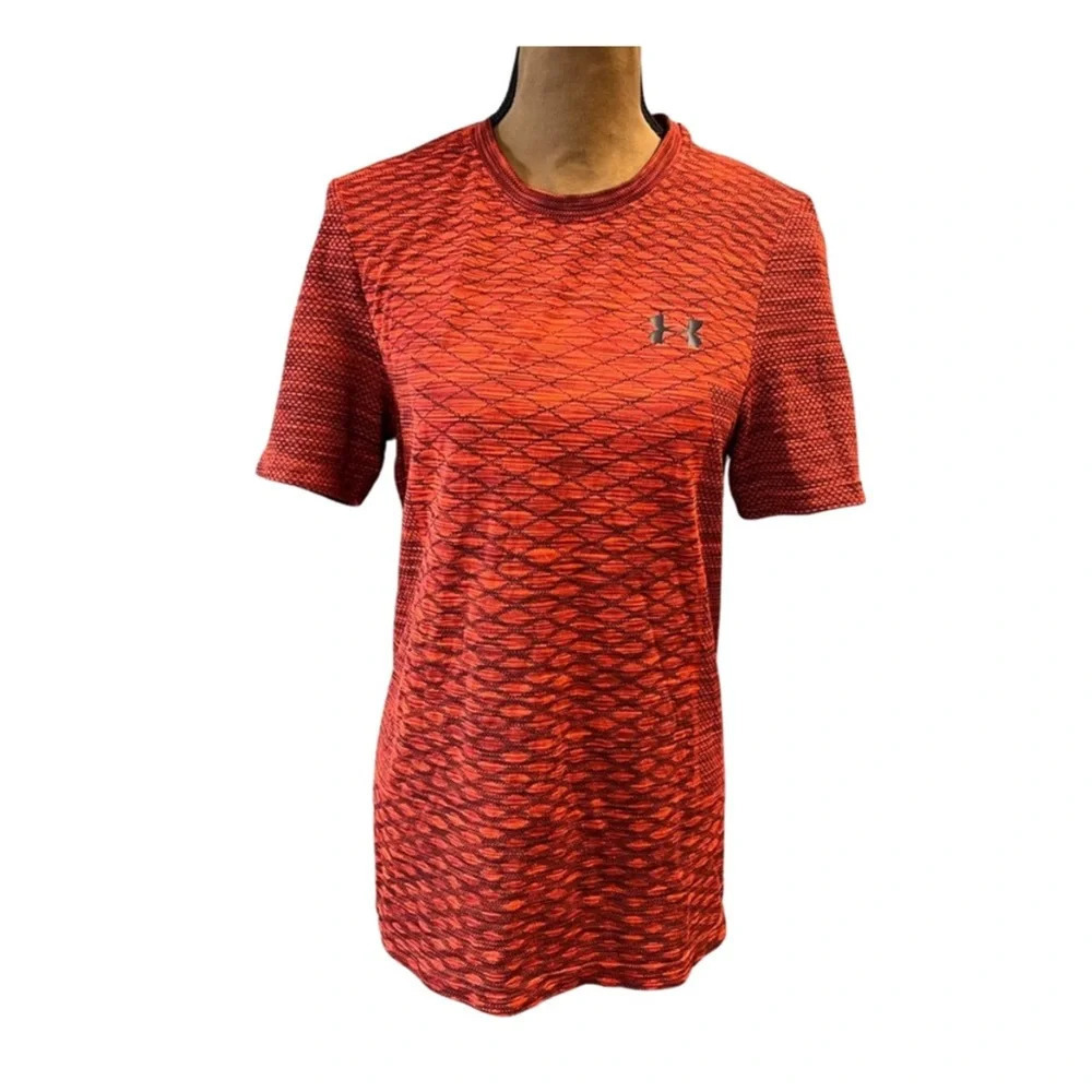 -bundle 3 or more Under Armour Tee